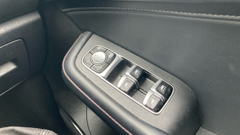 MG Hs 1.5 T-GDI Excite 5dr Petrol Hatchback